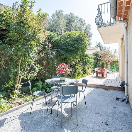 Holiday La Maison Des Arts By Interhome * Narbonne
