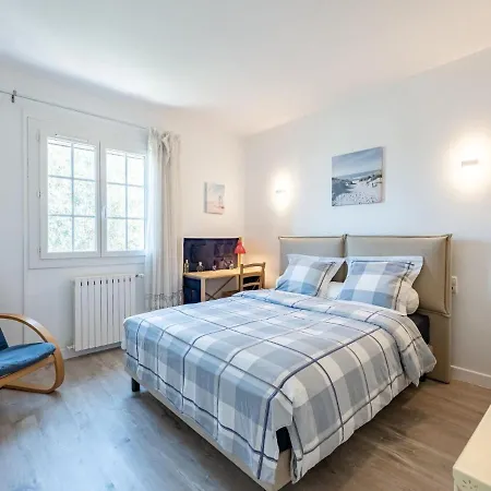 Holiday La Maison Des Arts By Interhome Holiday home *