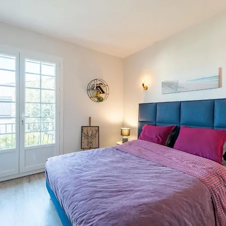 Holiday La Maison Des Arts By Interhome Holiday home Narbonne