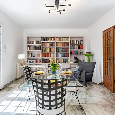 Holiday La Maison Des Arts By Interhome